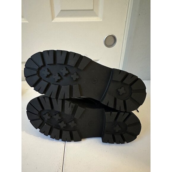 Wild Fable Women’s Logan Lug Combat Boots with memory foam insole size 7.5 NWT - Picture 7 of 7